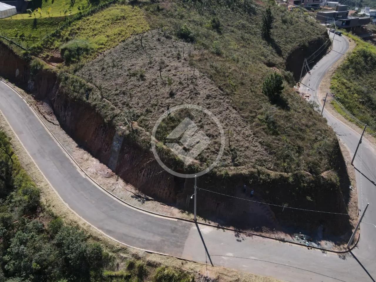 Terreno condomínio à venda no bairro Vale do Sereno — Vale do Sereno, Nova Lima