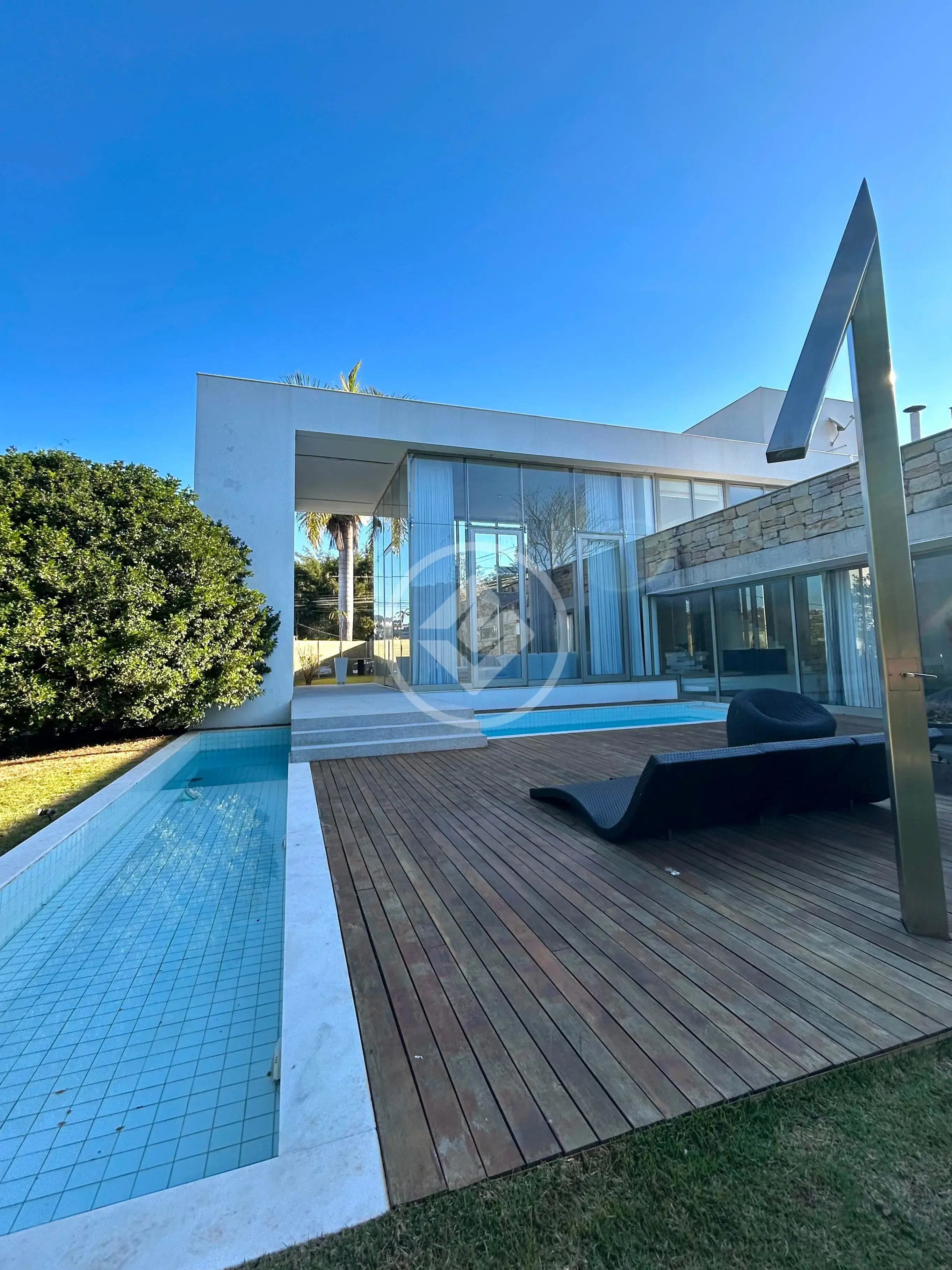 Casa em condomínio a venda — Village Terrasse I, Nova Lima