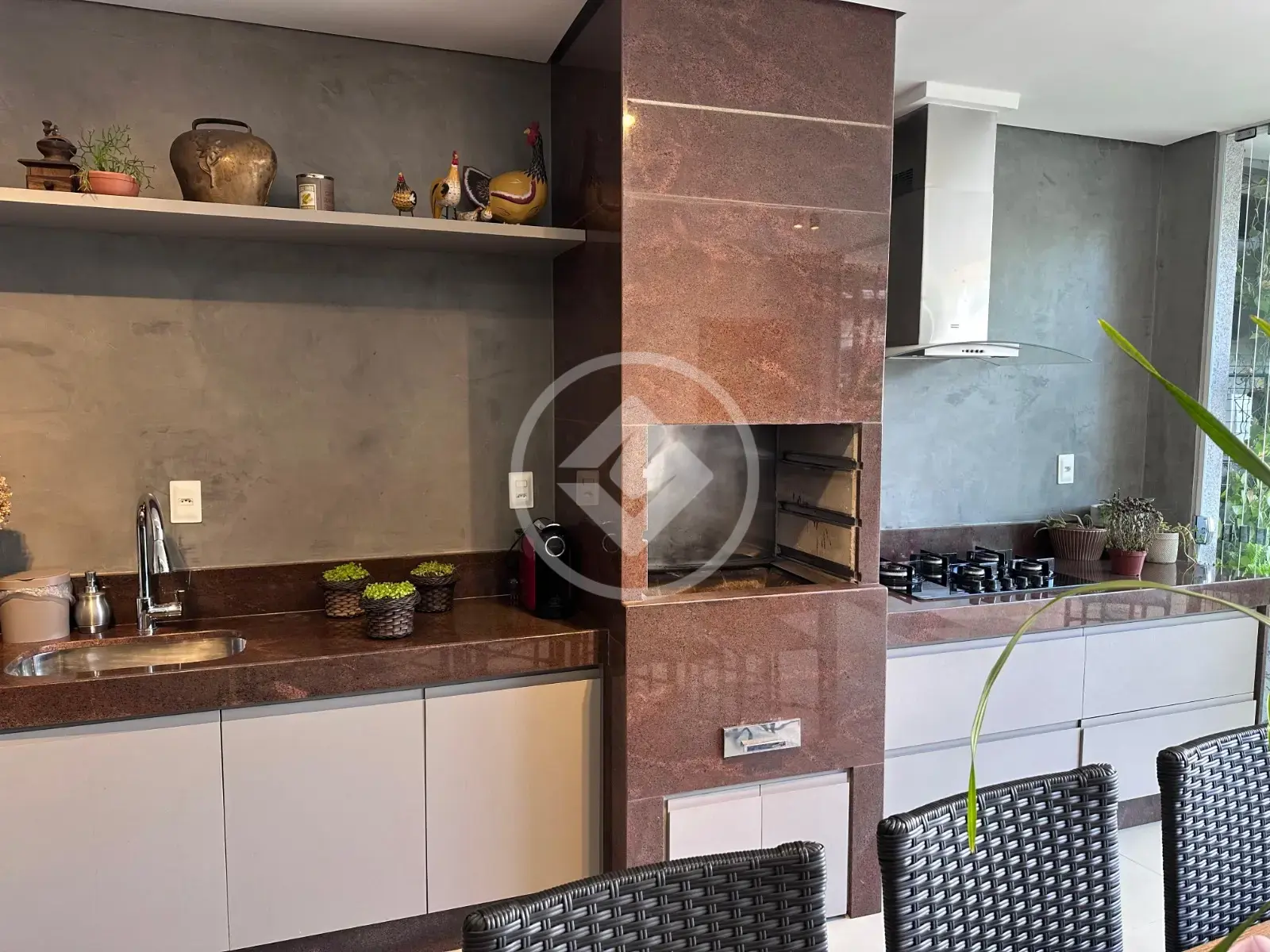 Casa com 5 quartos à venda no bairro Santa Lúcia — Santa Lúcia, Belo Horizonte