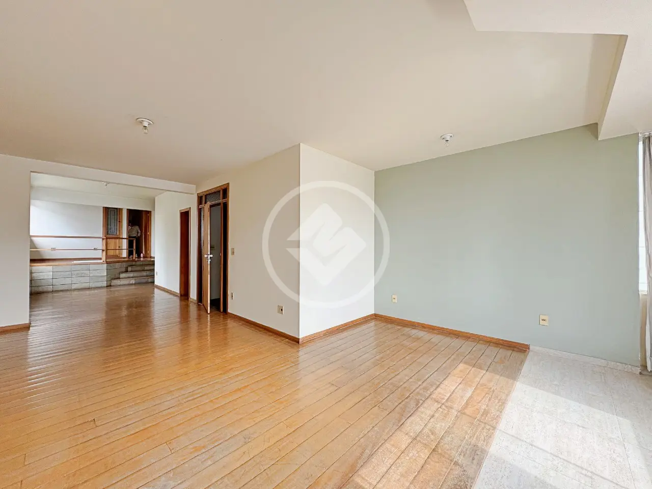 Apartamento com 4 quartos à venda no bairro Santo Agostinho — Santo Agostinho, Belo Horizonte