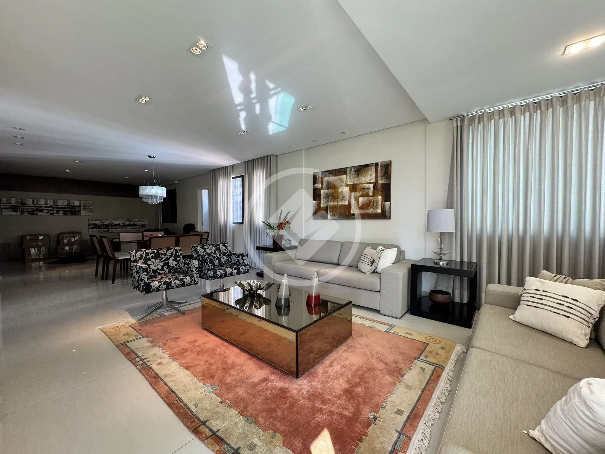 Apartamento com 3 quartos à venda no bairro Savassi — Savassi, Belo Horizonte