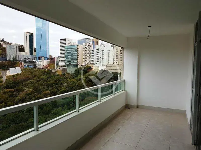 Apartamento com 3 quartos à venda no bairro Vale do Sereno — Vale do Sereno, Nova Lima