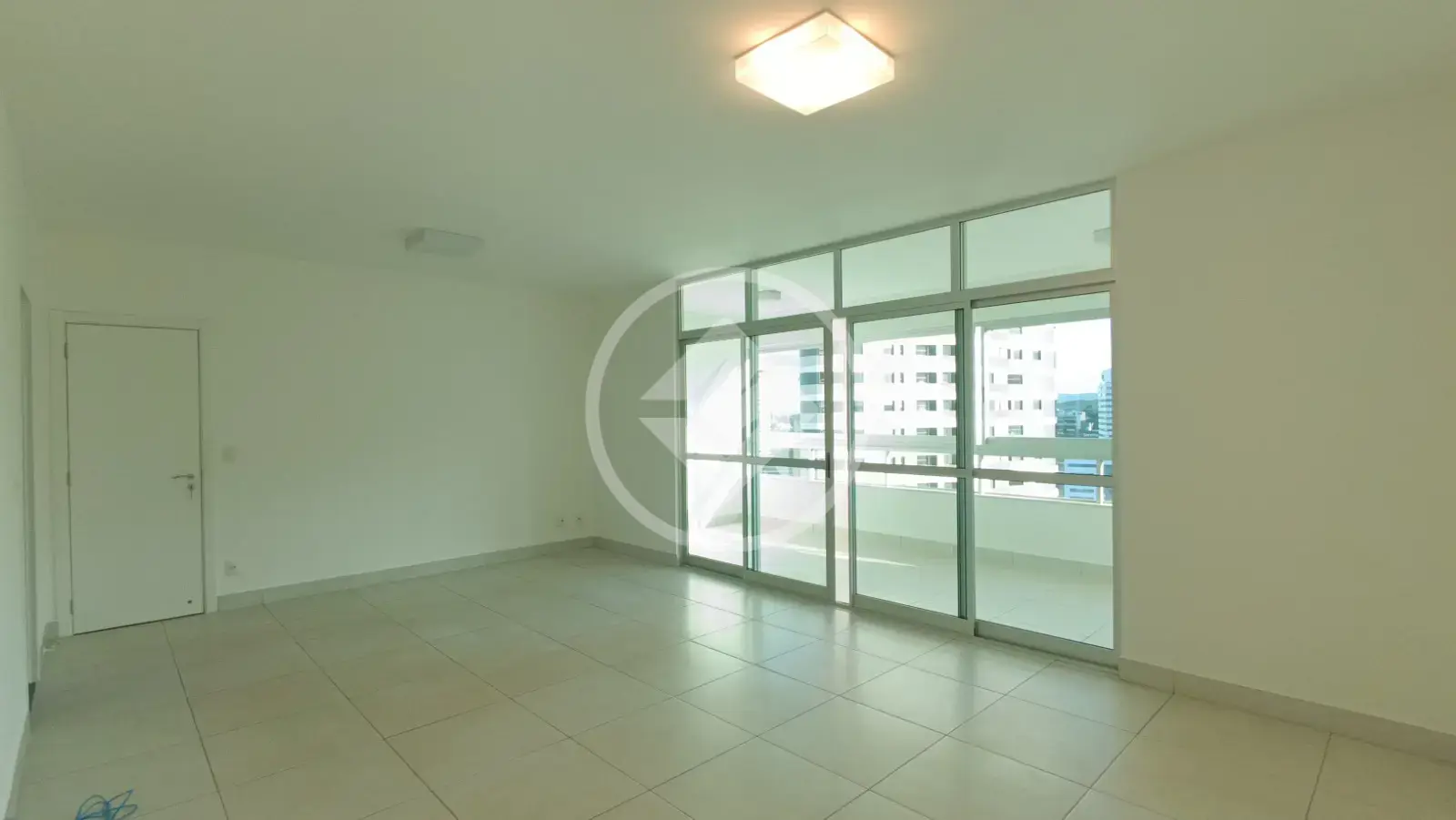 Apartamento com 3 quartos à venda no bairro Vale do Sereno — Vale do Sereno, Nova Lima
