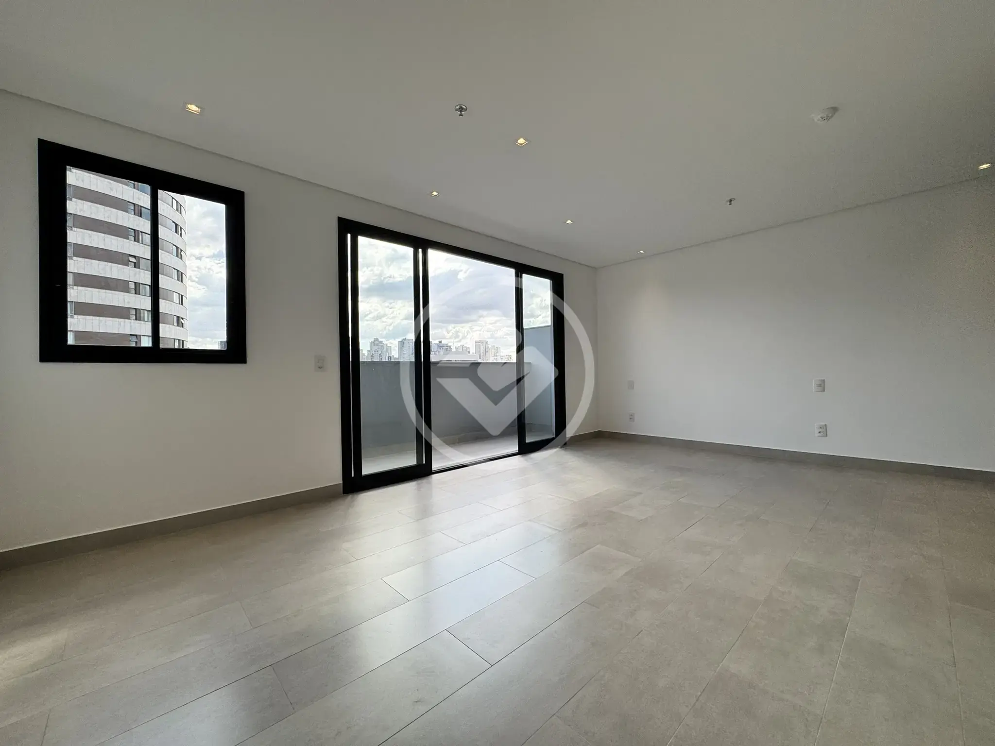 Loft / studio com 1 quarto à venda no bairro Vale do Sereno — Vale do Sereno, Nova Lima