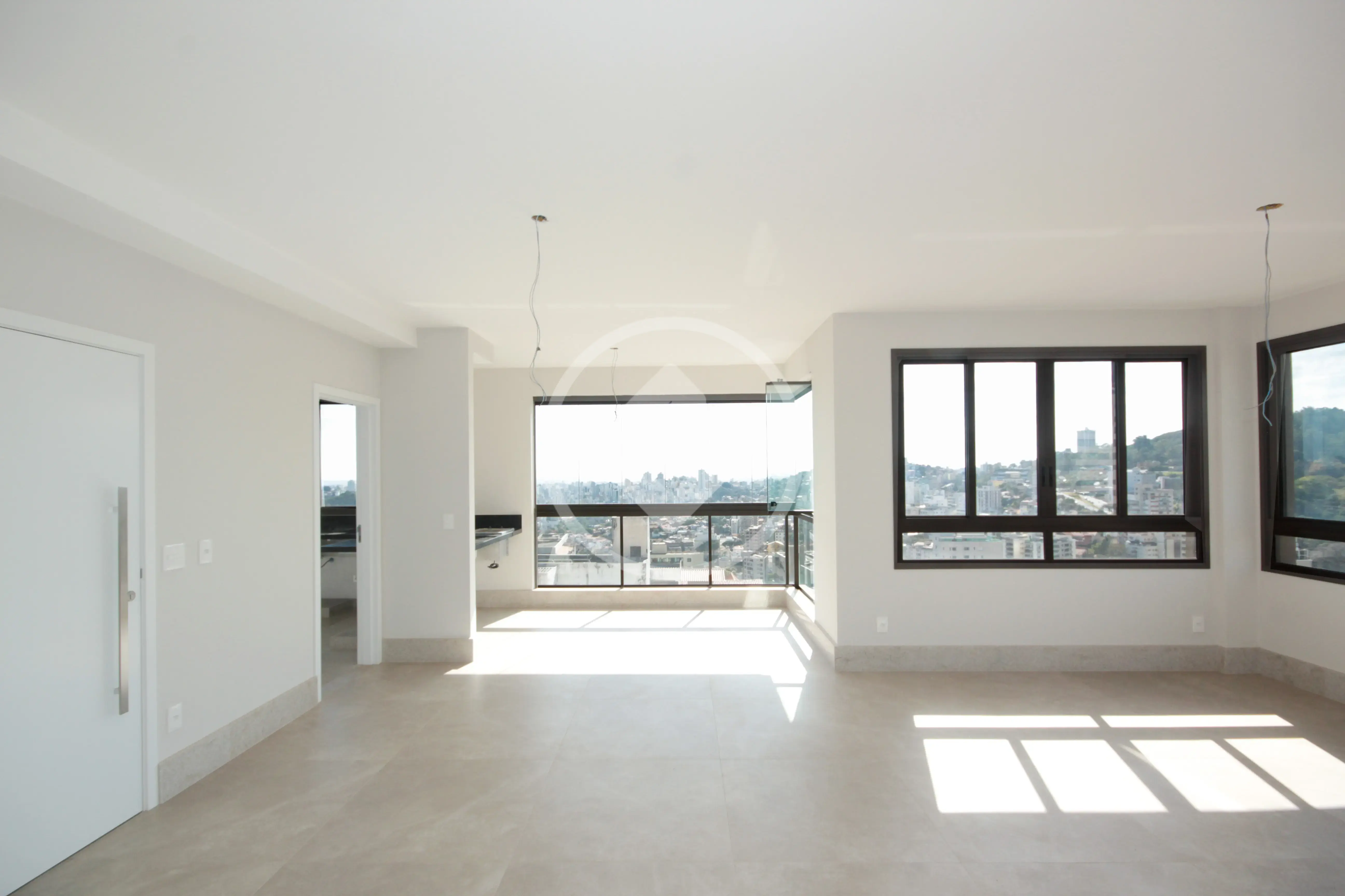 Apartamento com 4 quartos à venda no bairro Santa Lúcia — Santa Lúcia, Belo Horizonte