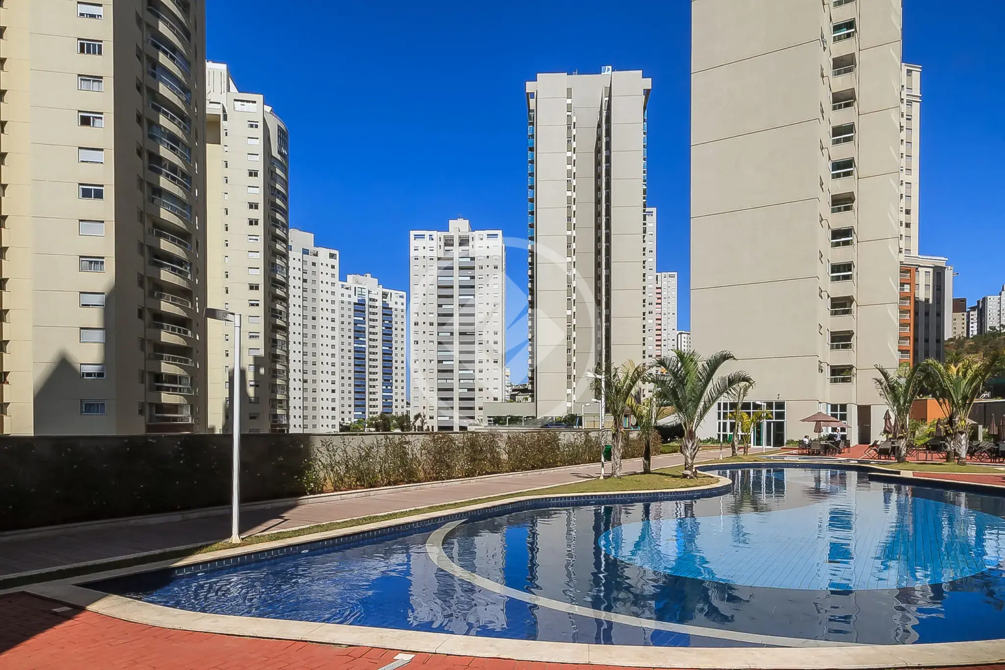 Apartamento com 2 quartos à venda no bairro Vale do Sereno — Vale do Sereno, Nova Lima