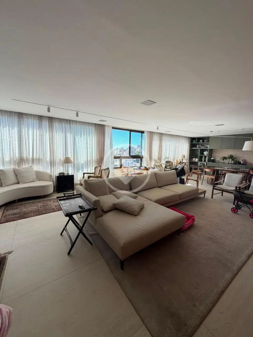 Apartamento com 4 quartos à venda no bairro Santa Lúcia — Santa Lúcia, Belo Horizonte