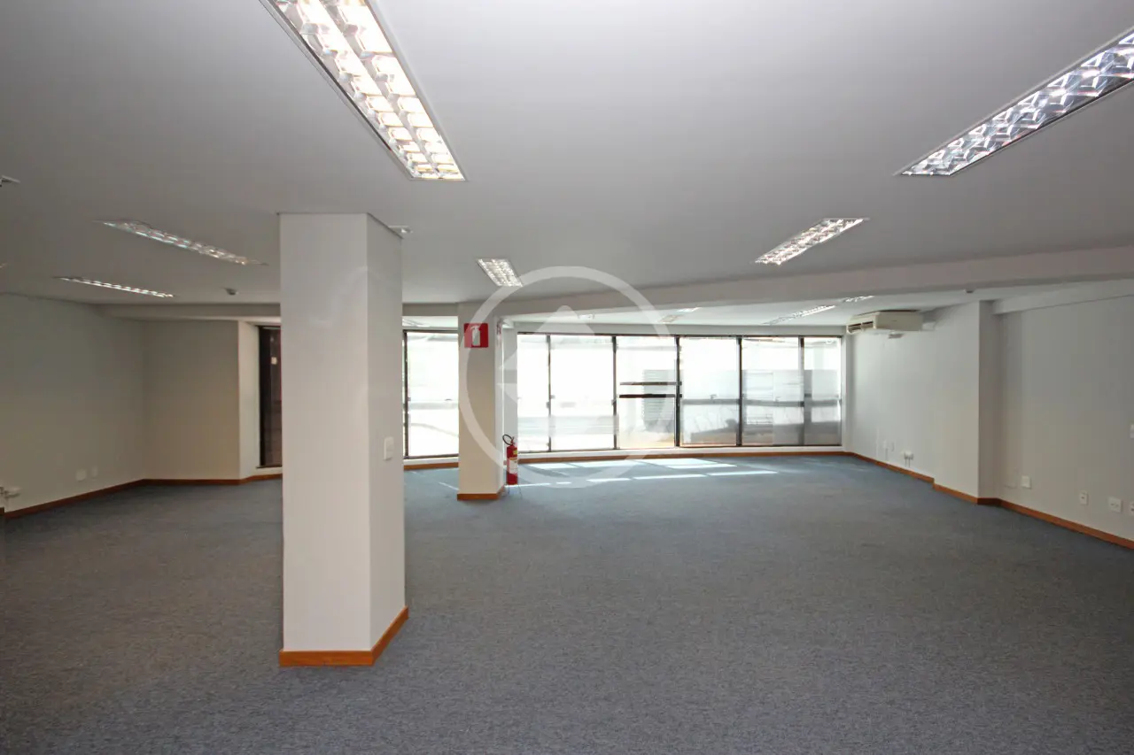 Prédio comercial — Rua Grão Pará, Santa Efigênia, Belo Horizonte