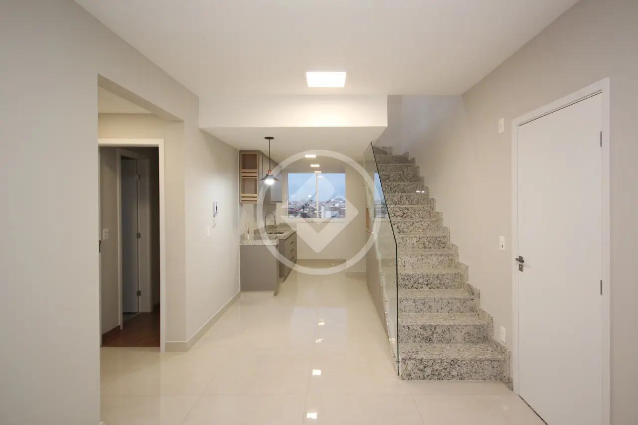Cobertura 2 quartos — Rua Aníbal Benévolo, Santa Efigênia, Belo Horizonte
