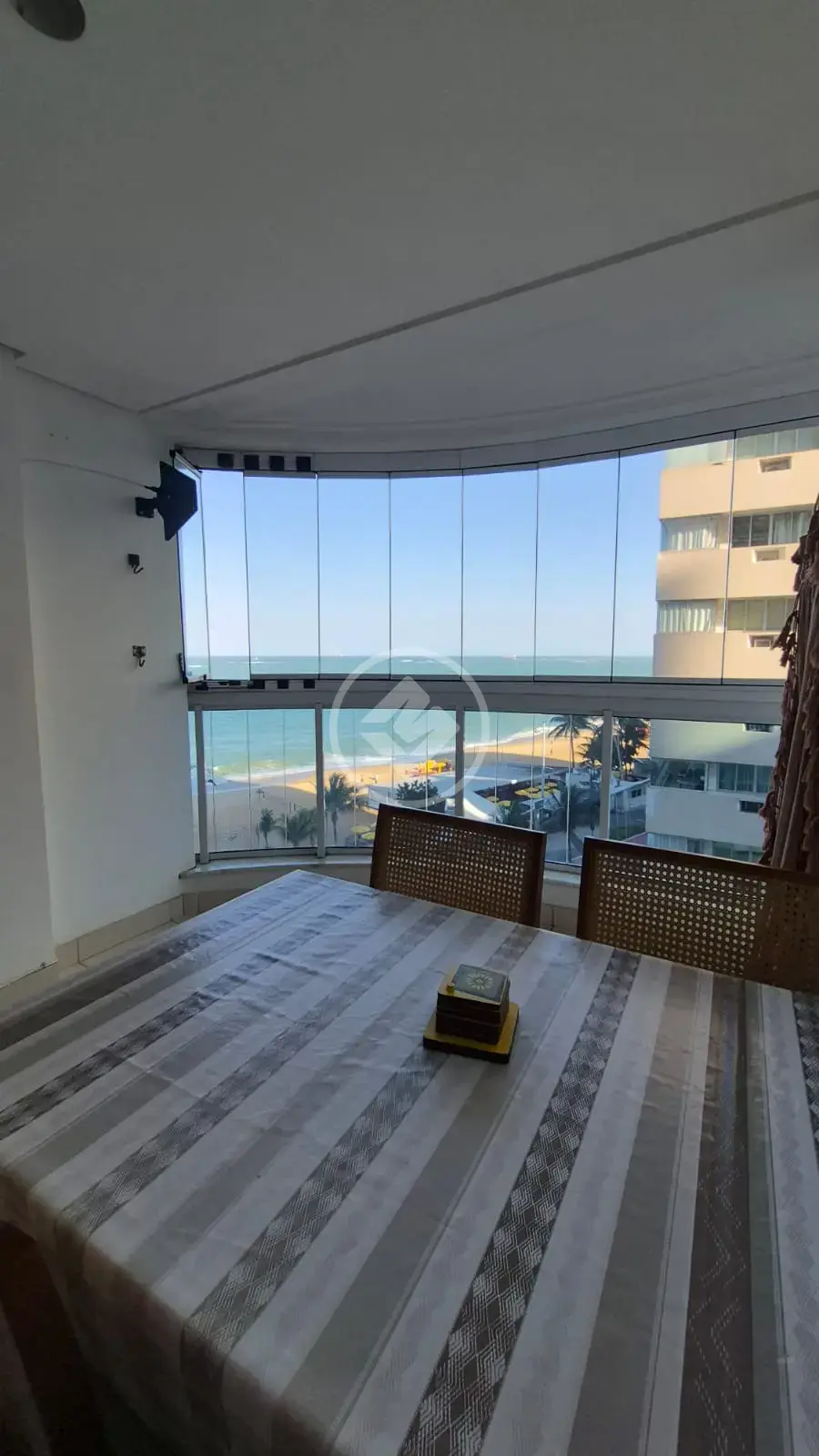 Vista mar, mobiliado